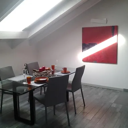 Apartmán Via Carcano 13 *