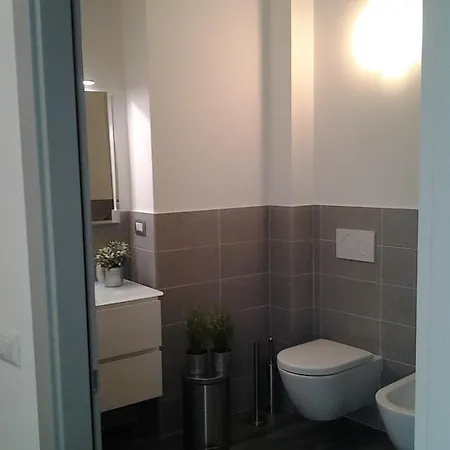 Apartament Via Carcano 13 *