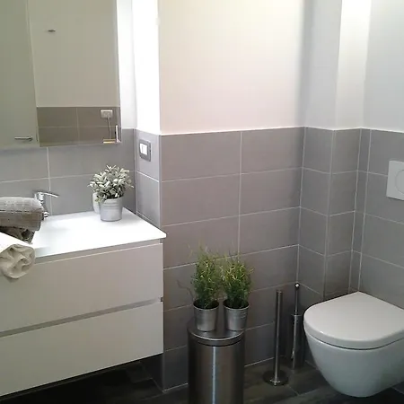 Apartament Via Carcano 13 Como