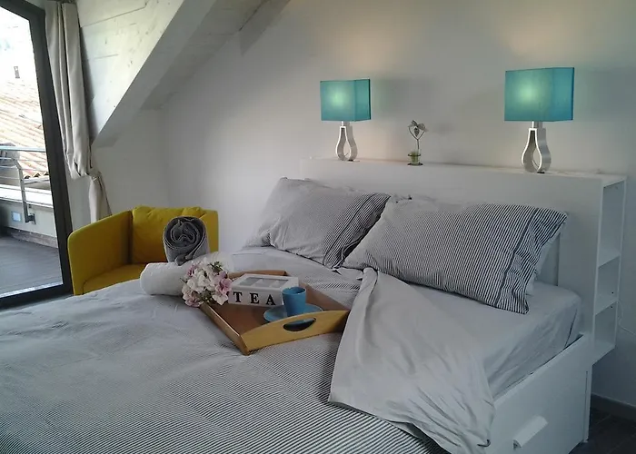 Via Carcano 13 Διαμέρισμα *