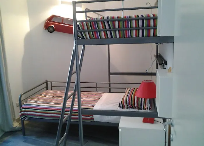 דירה Via Carcano 13 *