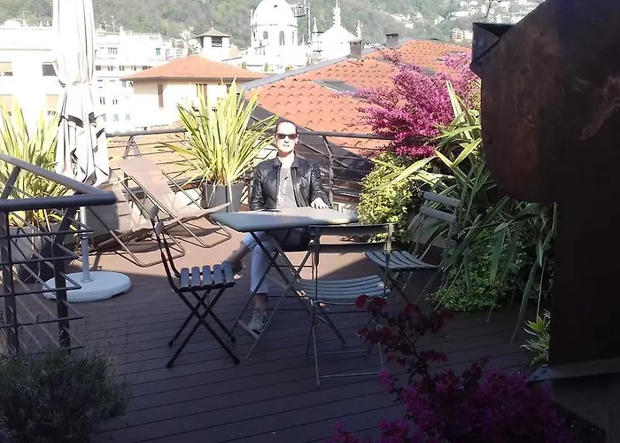 Διαμέρισμα Via Carcano 13 *