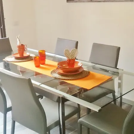 Via Carcano 13 Appartement *