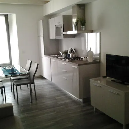 Via Carcano 13 Côme