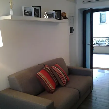 Appartement Via Carcano 13 *